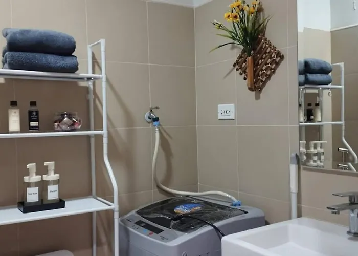 Wowstaycation Apartahotel Manila